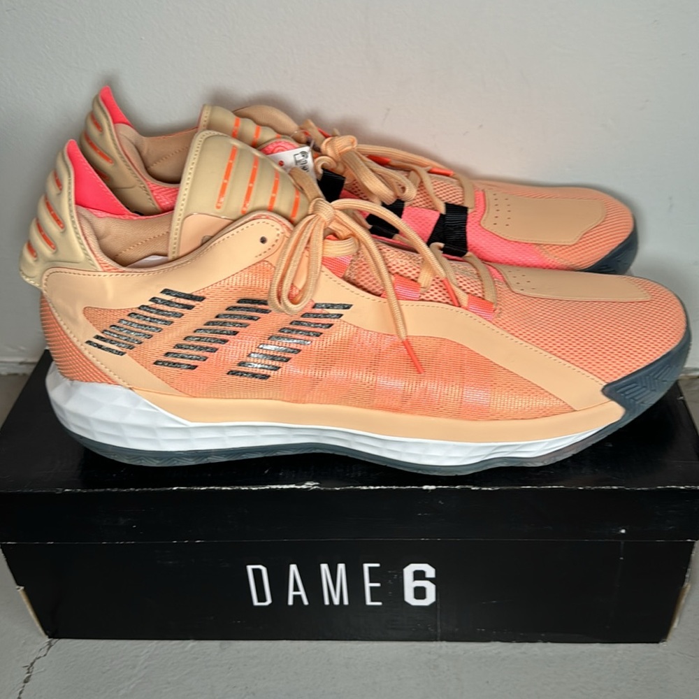 NWT! Dame 6 International Women’s Day Sneaker Mens 18 Orange Pink - Picture 6 of 11